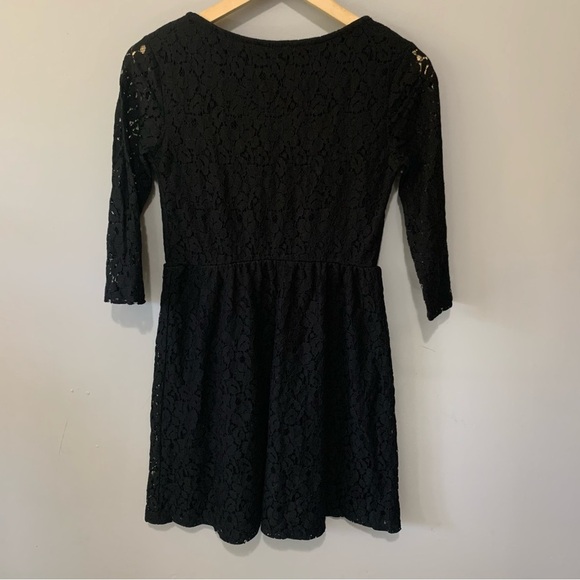 Exhilaration lace overlay fit and flare dress - Picture 4 of 5